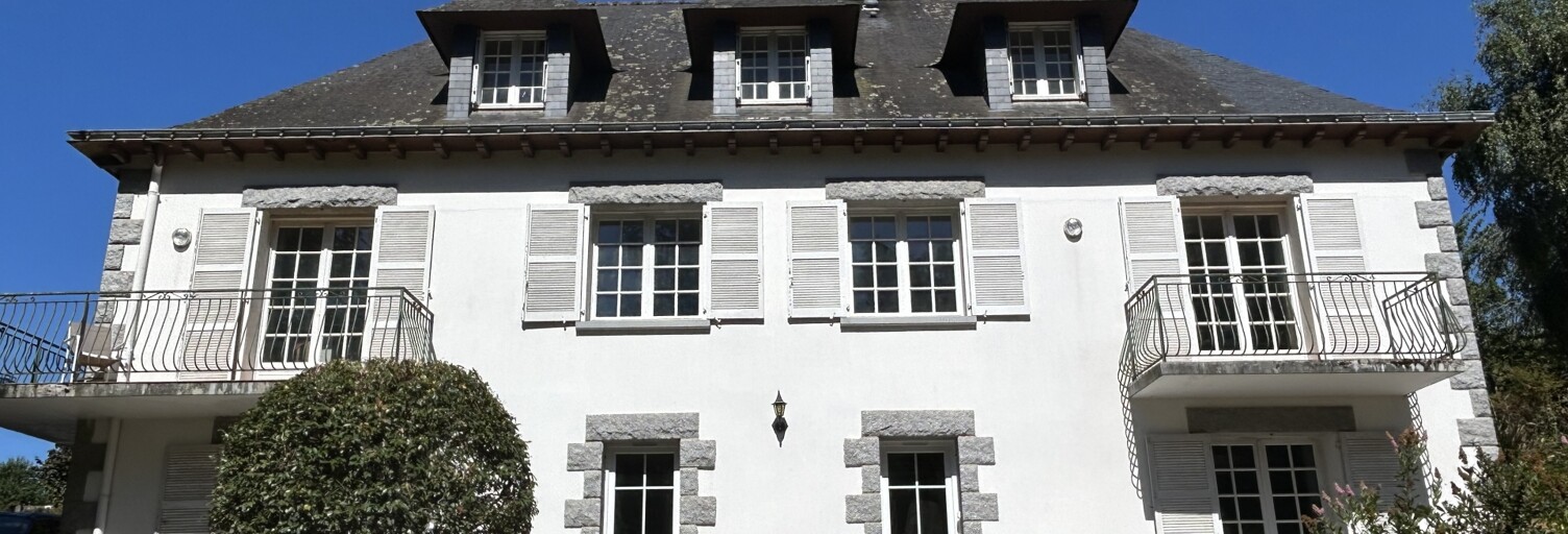 Maison 10 Pièces 275 m² à vendre à Loyat (56800)