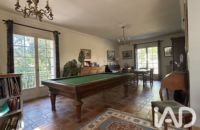 Vente Maison/villa 10 pièces — photo 2