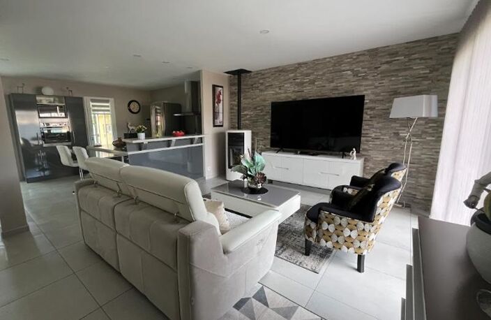 Contemporaine de 6 pièces principales — photo 4