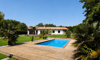 Maison 8 Pièces 160 m² à vendre à Vayres (33870)