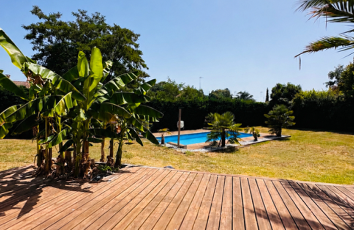 Vente Maison/villa 8 pièces — photo 2