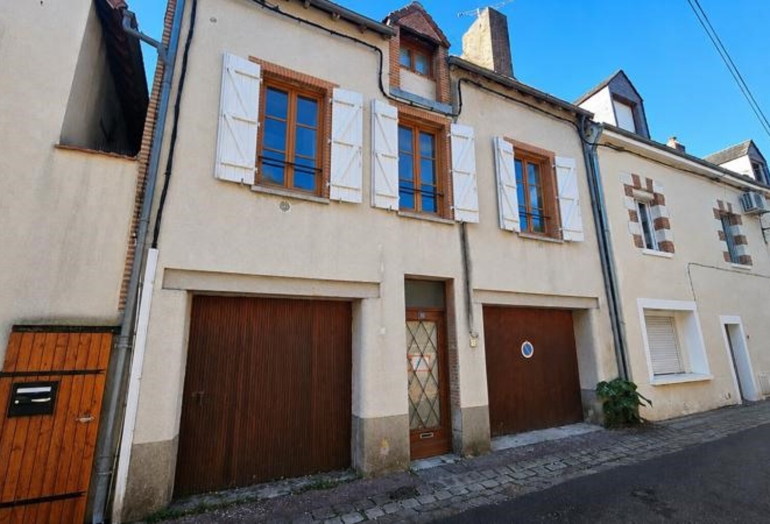 Maison de ville de 3 pièces principales — photo 1