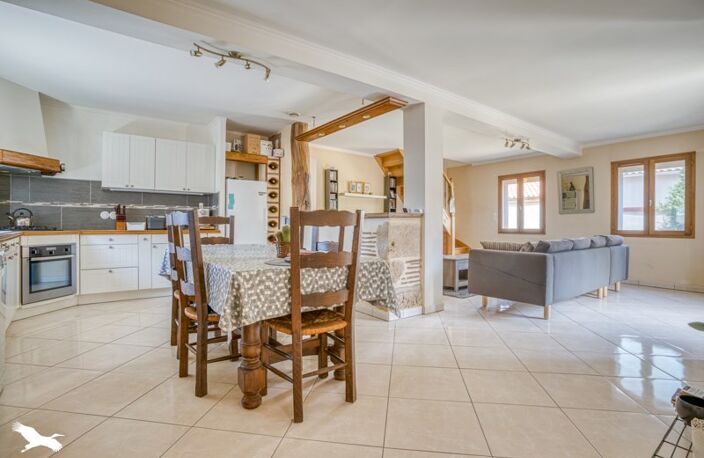 Maison en pierre de 4 pièces principales — photo 4