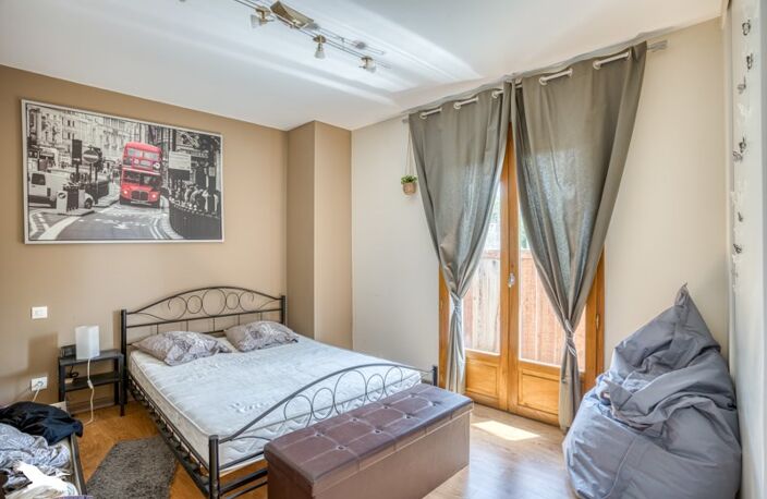 Maison en pierre de 4 pièces principales — photo 5