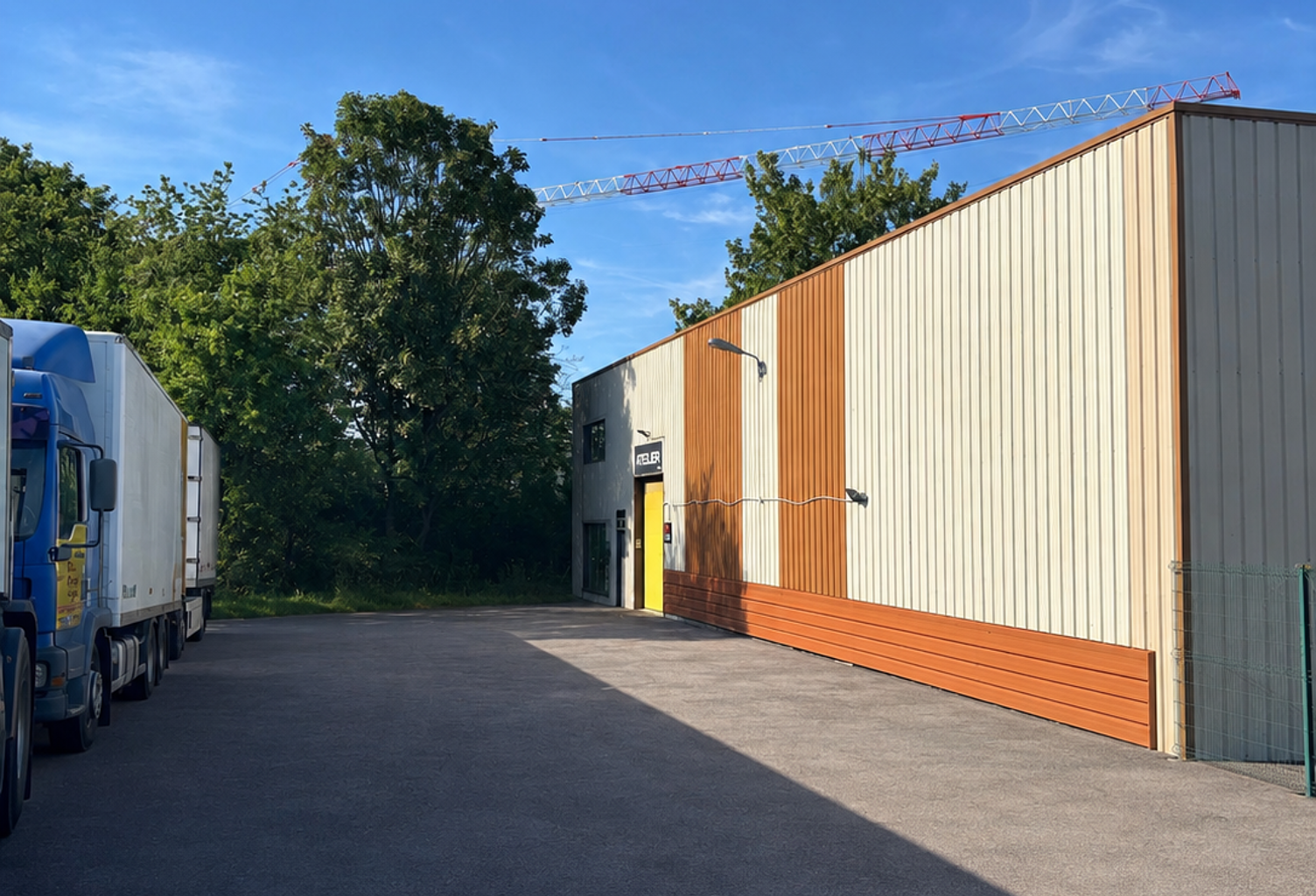 Vente Boutique/Local commercial 200 m&sup2; — photo 1