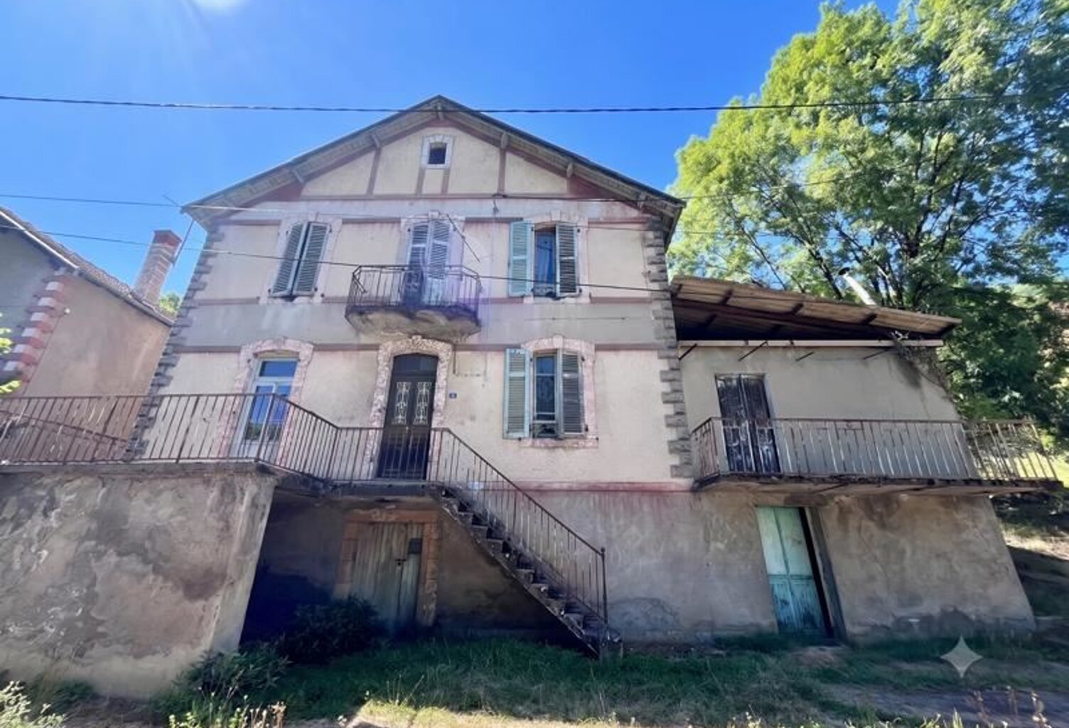 Vente maison 8 pièces 195 m² Capdenac (46100) — photo 1