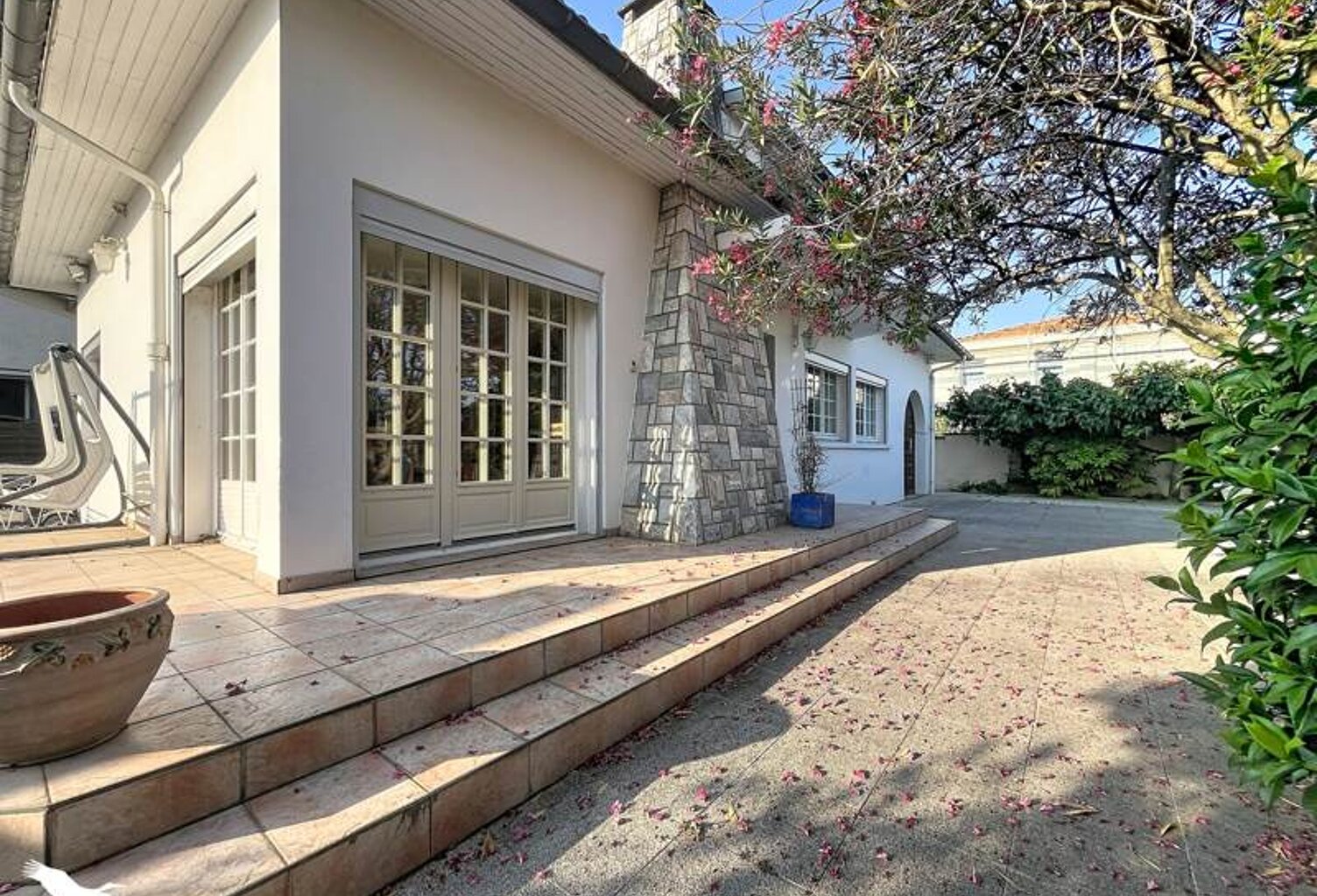 Maison de ville de 6 pièces principales — photo 1