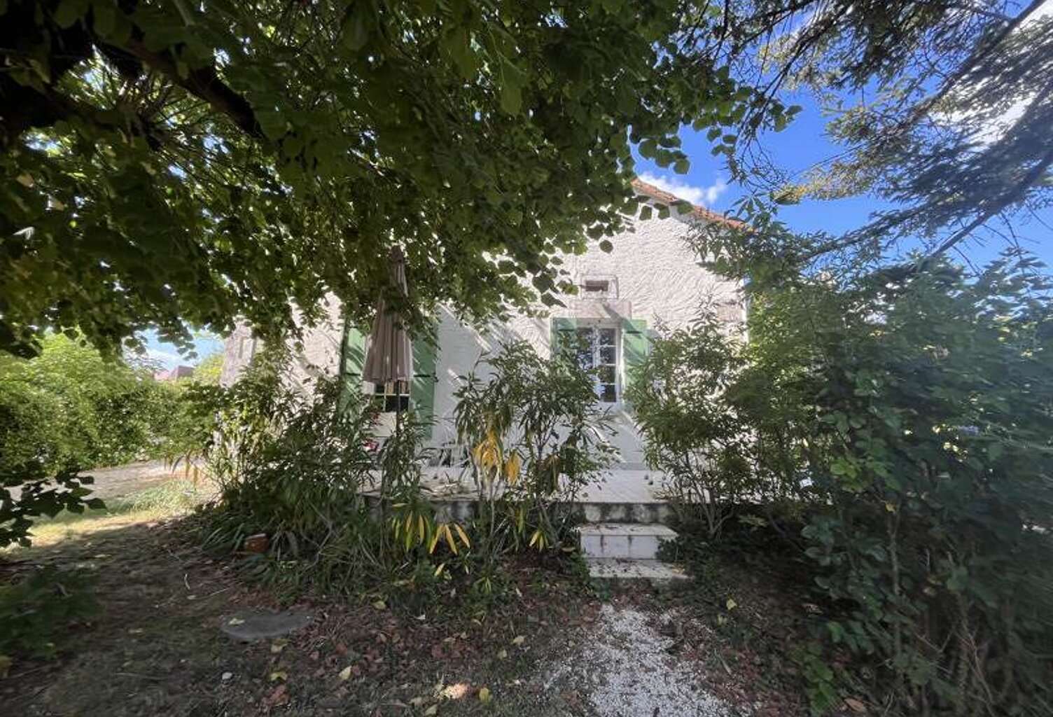 Vente maison 7 pièces 143 m² Villetoureix (24600) — photo 1