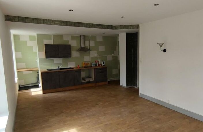 Location appartement 2 pièces 50 m² à Bruyères (88600) — photo 3