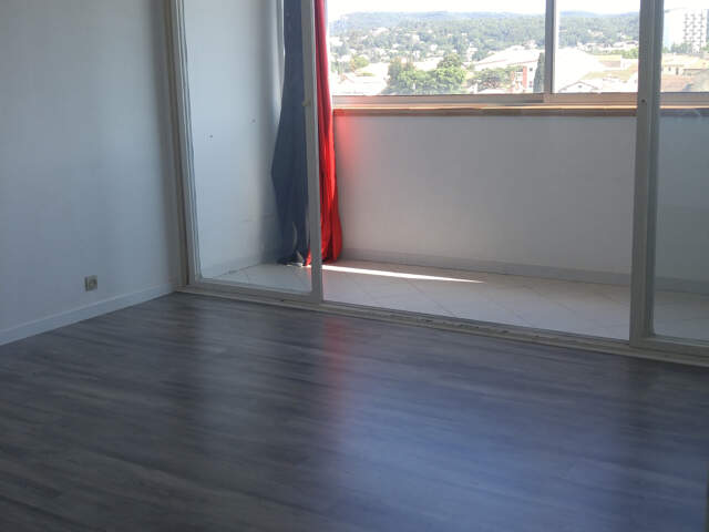 Appartement lumineux avec vue dégagée — photo du bien
