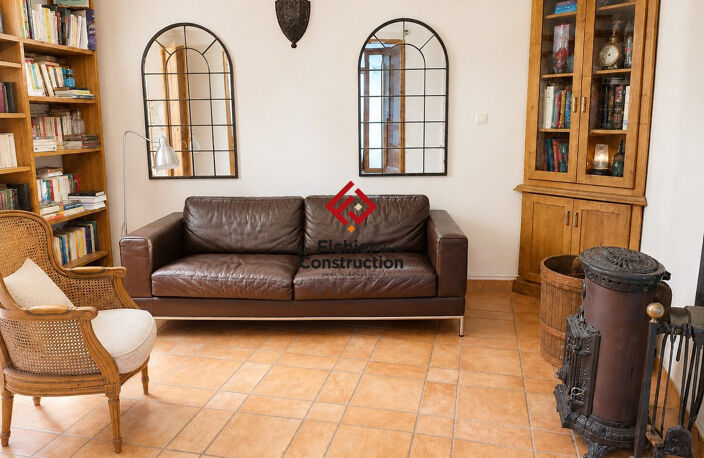 Maison avec dépendances, grand terrain et vue dégagée Seys — photo 4