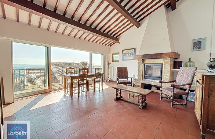 Maison avec terrasse et cour de 360 m2 — photo 3