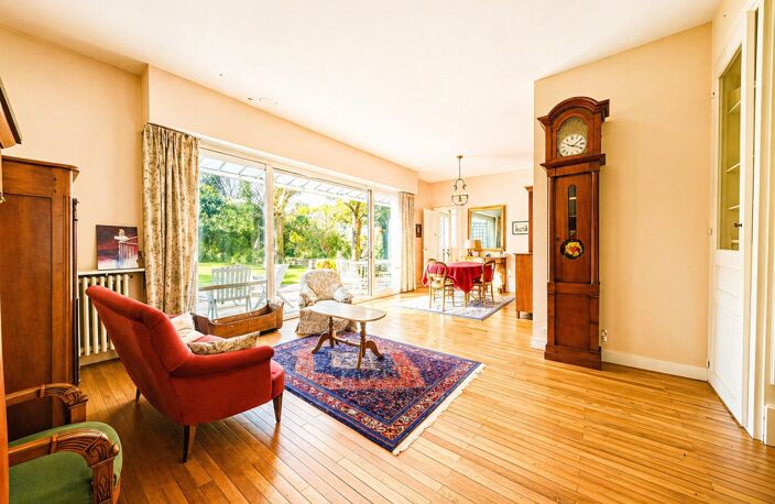 Tours Prébendes  Maison 7 chambres, jardin sud et double gar — photo 2