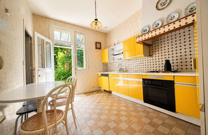 Tours Prébendes  Maison 7 chambres, jardin sud et double gar — photo 4