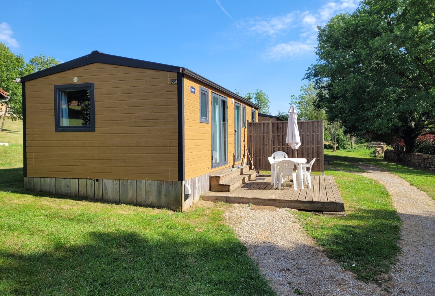 Mobil-home à vendre — photo 1