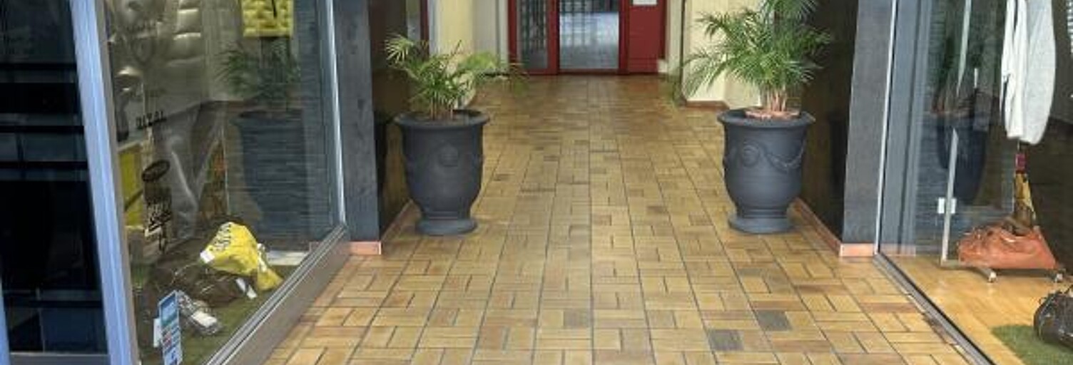Commerce  250 m² à vendre à Alès (30100)