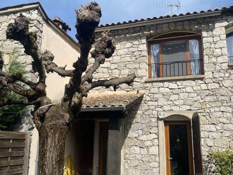 Coup de cœur à Vallon-Pont-d'Arc : Le charme de la pierre et l'esprit hameau — photo 1