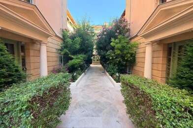Appartement 3 pièces 2200 €