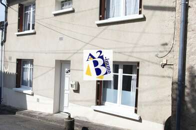 Maison 3 pièces 680 €