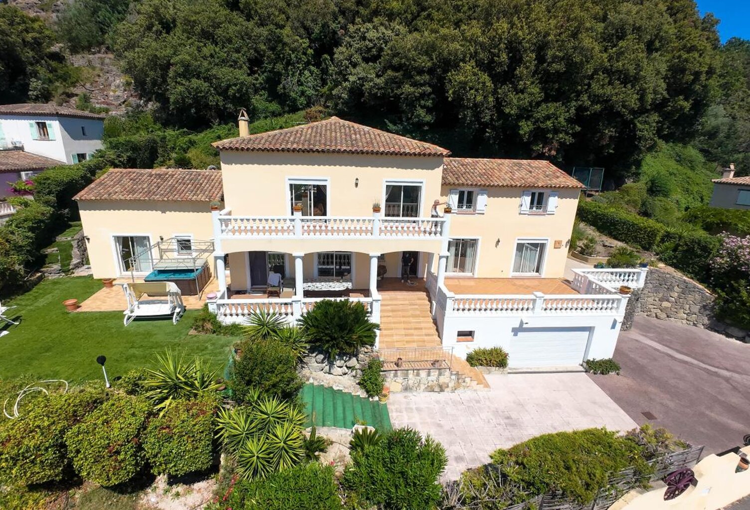 BIOT - COLLINES - VUE PANORAMIQUE — photo 1