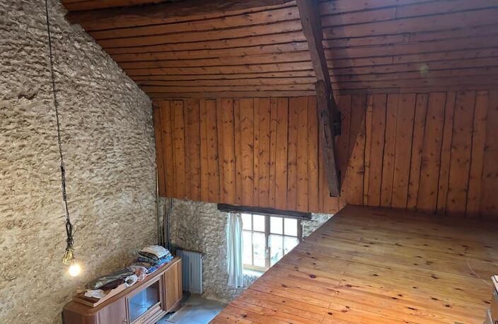 A rénover, maison de caractère à fort potentiel — photo 5