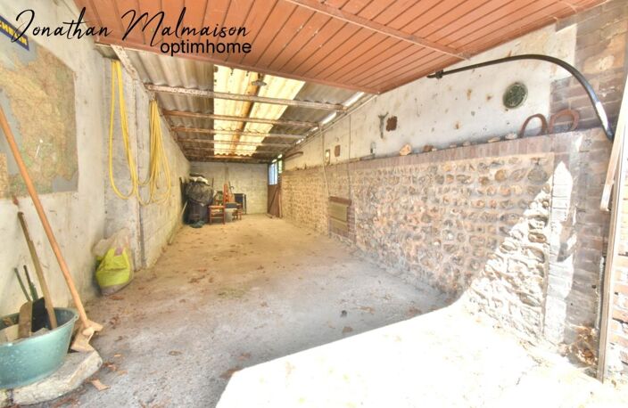 Maison de ville avec garage, jardin et fort potentiel – À deux pas de la gare et du centre-ville de Conches-en-Ouche — photo 5