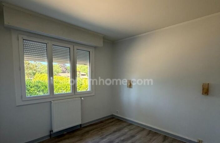 Magnac sur Touvre. Maison 84 m² sur sol sol semi enterré avec jardin — photo 5