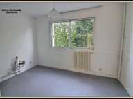 Appartement 4 pièces de 71 m2 avec balcon, box et cave à vendre à POISSY (78) — photo 4