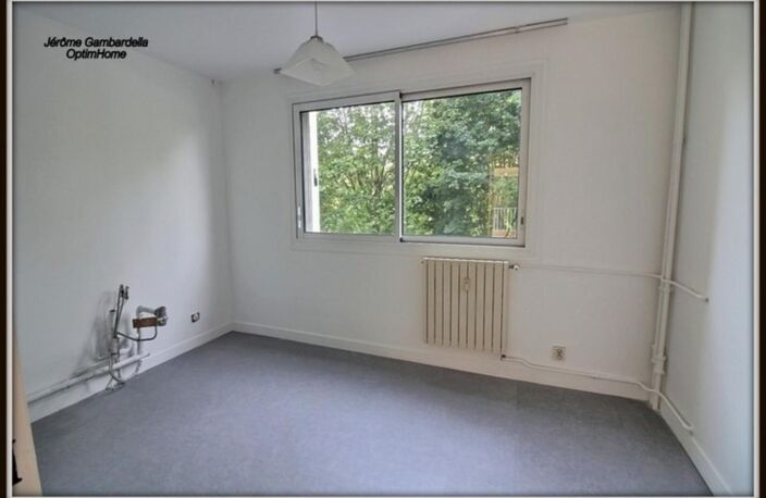Appartement 4 pièces de 71 m2 avec balcon, box et cave à vendre à POISSY (78) — photo 4