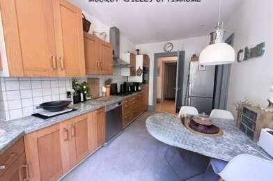 Appartement 4 pièces 161250 €