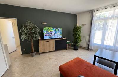 Romans-sur-Isère Ouest — Charme, lumière et vue sur le parc — deux chambres, possibilité de troisième — photo du bien