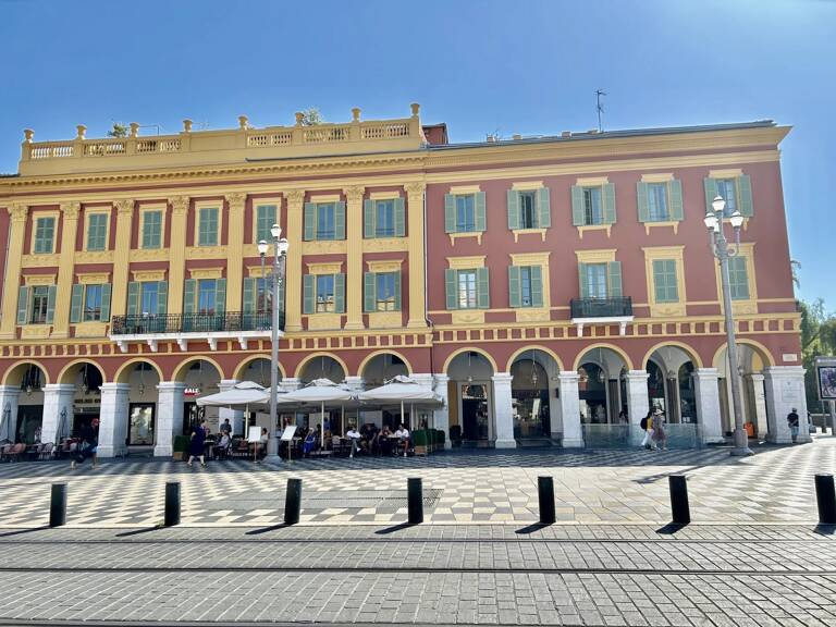 STUDIO PLACE MASSENA — photo 1