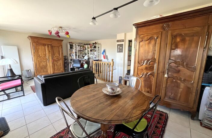 Dijon - Rue Chanzy / Duplex 4 pièces de 75m² avec balcon — photo 3