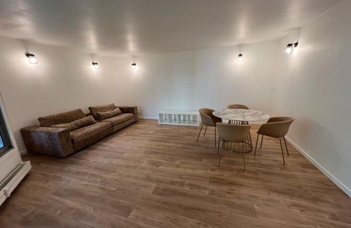 Appartement de 72m2 à louer sur Courbevoie — photo 2