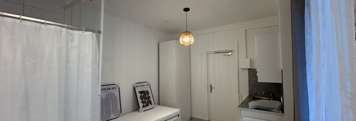 Appartement 1 Pièce 14 m² à louer à Paris 15 (75015)
