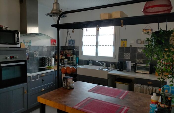 Maison de 175m2 à louer sur Bussac-sur-Charente — photo 3