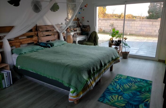 Maison de 175m2 à louer sur Bussac-sur-Charente — photo 4