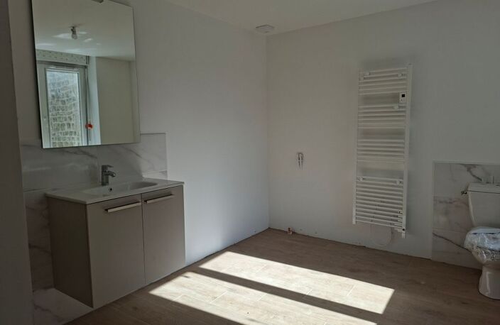 Appartement de 95m2 à louer sur Louvigné-du-Désert — photo 2