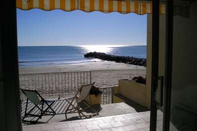 Appartement 3 pièces 960 €