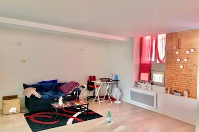 Appartement 2 pièces 882 €