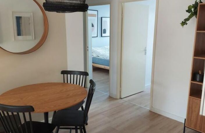 T4 MEUBLE — photo 2