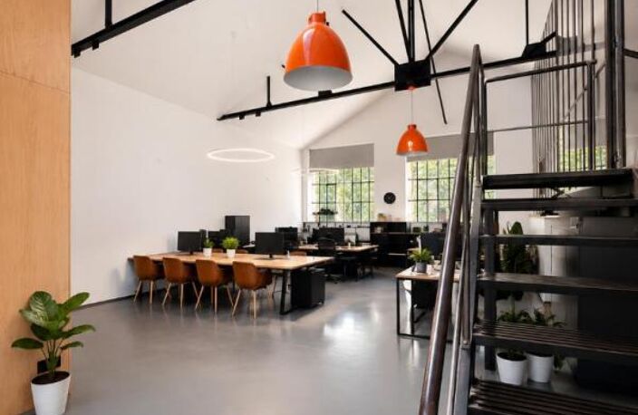 Bureaux modernes de 40 m² – Centre d'affaires – Coworking – Location flexible — photo 3
