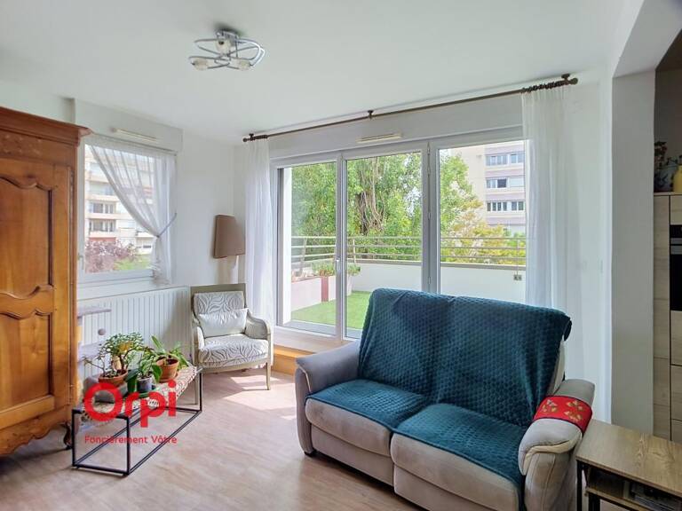 T3 parfait état avec terrasse de 17 m², garage et stationnement — photo 1