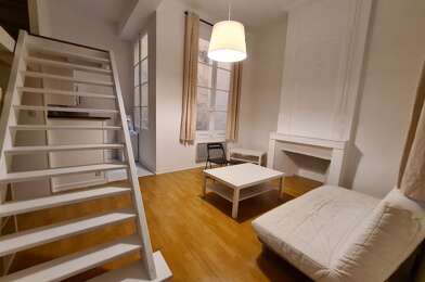Appartement 2 pièces 837 €