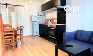 Appartement 1 Pièce 30 m² à louer à Saint-Chély-d'Apcher (48200)