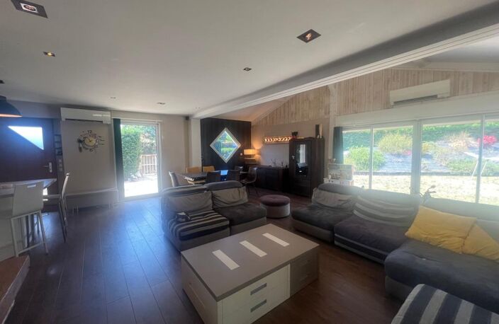 Maison À Vendre 146 m² — photo 4