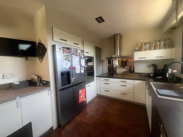 Maison À Vendre 146 m² — photo 1