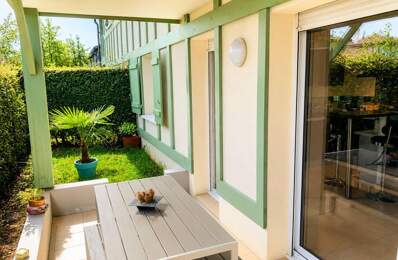 Appartement À Vendre — photo du bien
