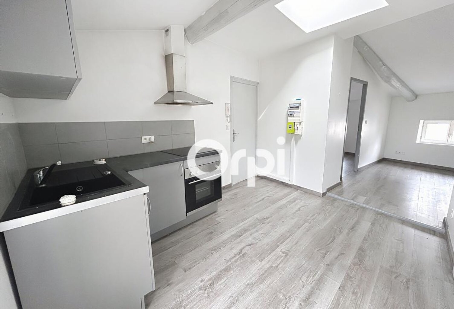 Appartement À Louer — photo 1