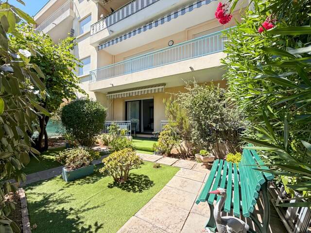 Appartement À Vendre 4 pièces 87 m² — photo du bien